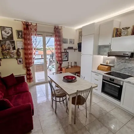 Paradiso 2 Apartment